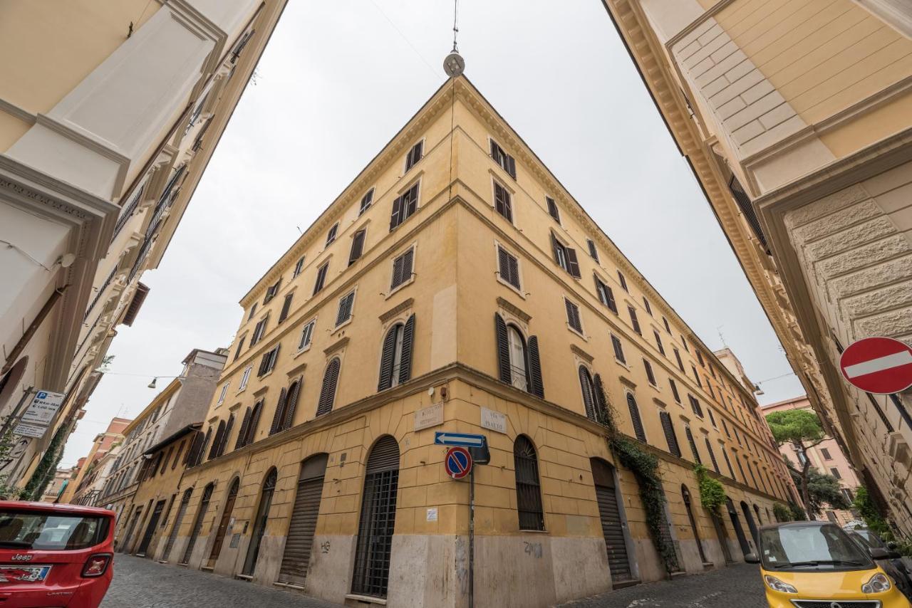 Warm Apt In Ancient Building In Vatican-P S Pietro, Rome