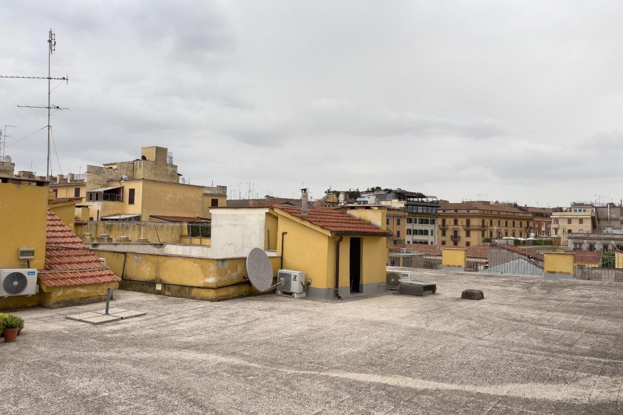 Warm Apt In Ancient Building In Vatican-P S Pietro — Photos 3
